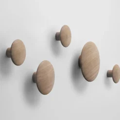 Muuto Clothes Hooks & Hangers*The Dots clothes hook oak, Ø13 cm Brown