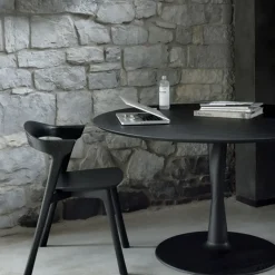Ethnicraft Dining Tables*Torsion dining table, -stained oak, Ø127 cm Black