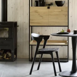 Ethnicraft Dining Tables*Torsion dining table, White-pigmented hardwax-oiled oak, Ø90 cm Beige