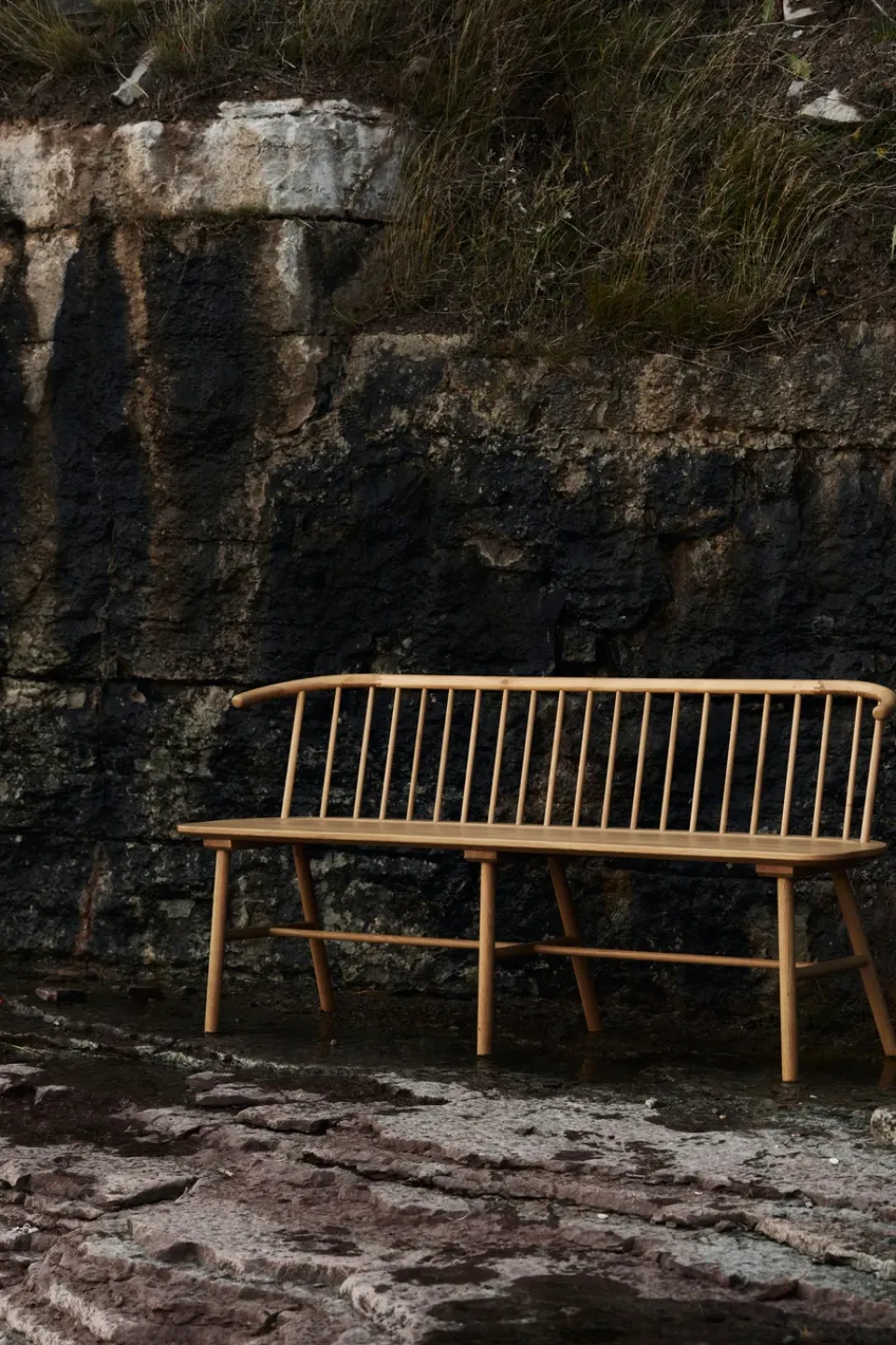 NJRD Sofas*VIOR bench with backrest, Lacquered oak Beige